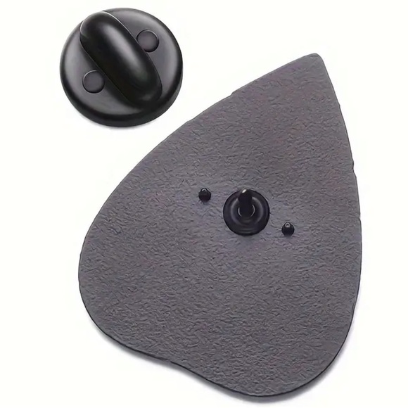 Set of 5 purple “witchy vibes” alloy pins - Picture 4 of 5